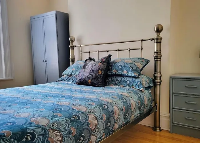 Flamingo Rise 2 Bed 6 Guest Beach Escape